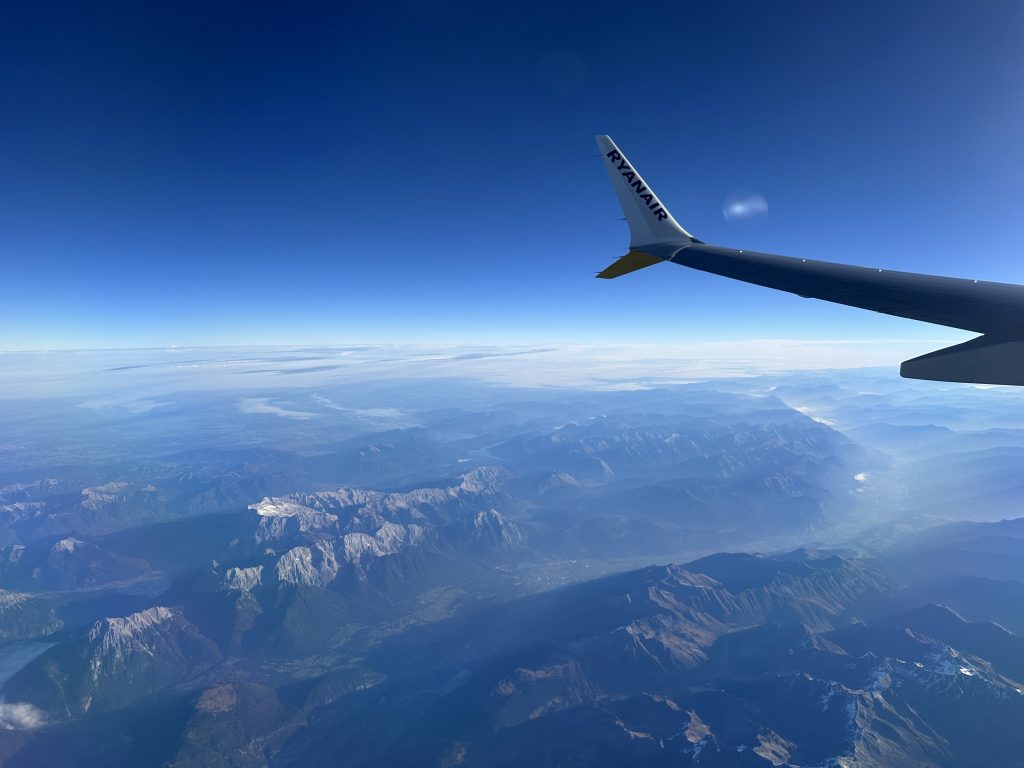 飞机上拍下的山脉