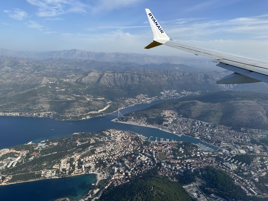 在飞机上拍下的克罗地亚的景色